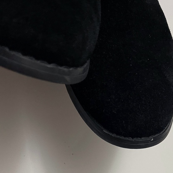 Black suede men\'s Chelsea boots classic chic preppy work fall office workwear main image 9